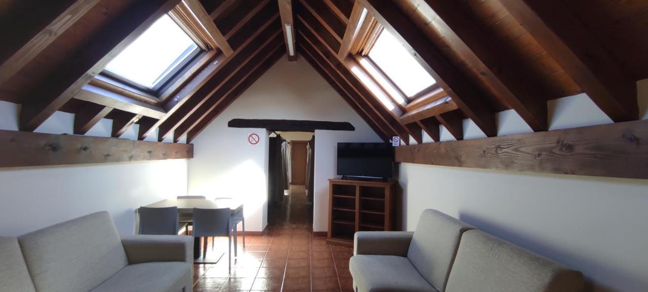 Hostal Mendilatz Orbaiceta Bagian luar foto