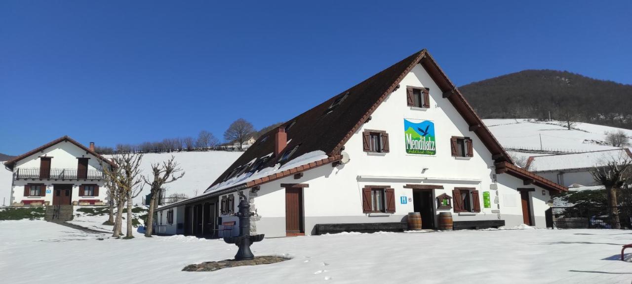 Hostal Mendilatz Orbaiceta Bagian luar foto