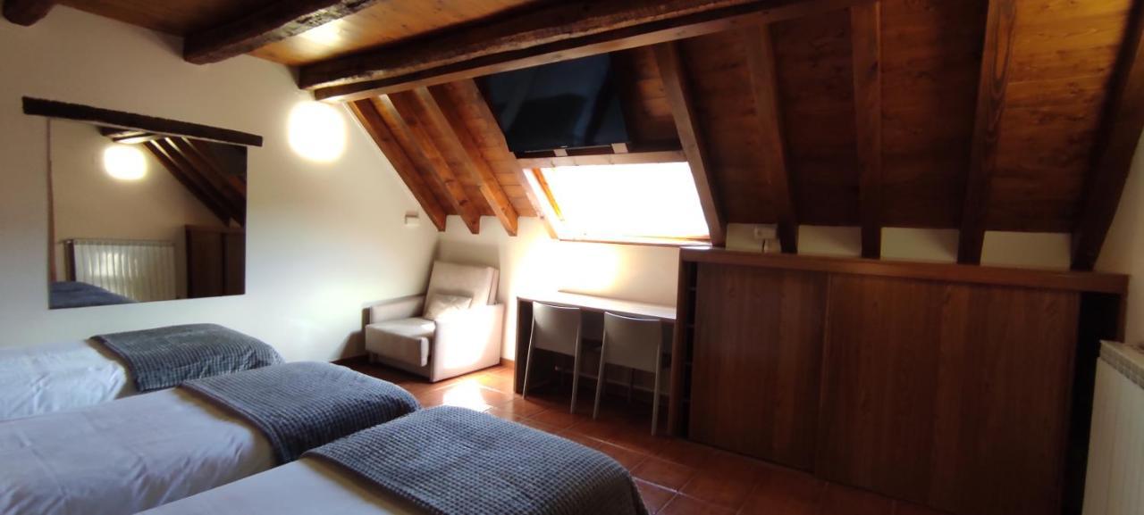 Hostal Mendilatz Orbaiceta Bagian luar foto