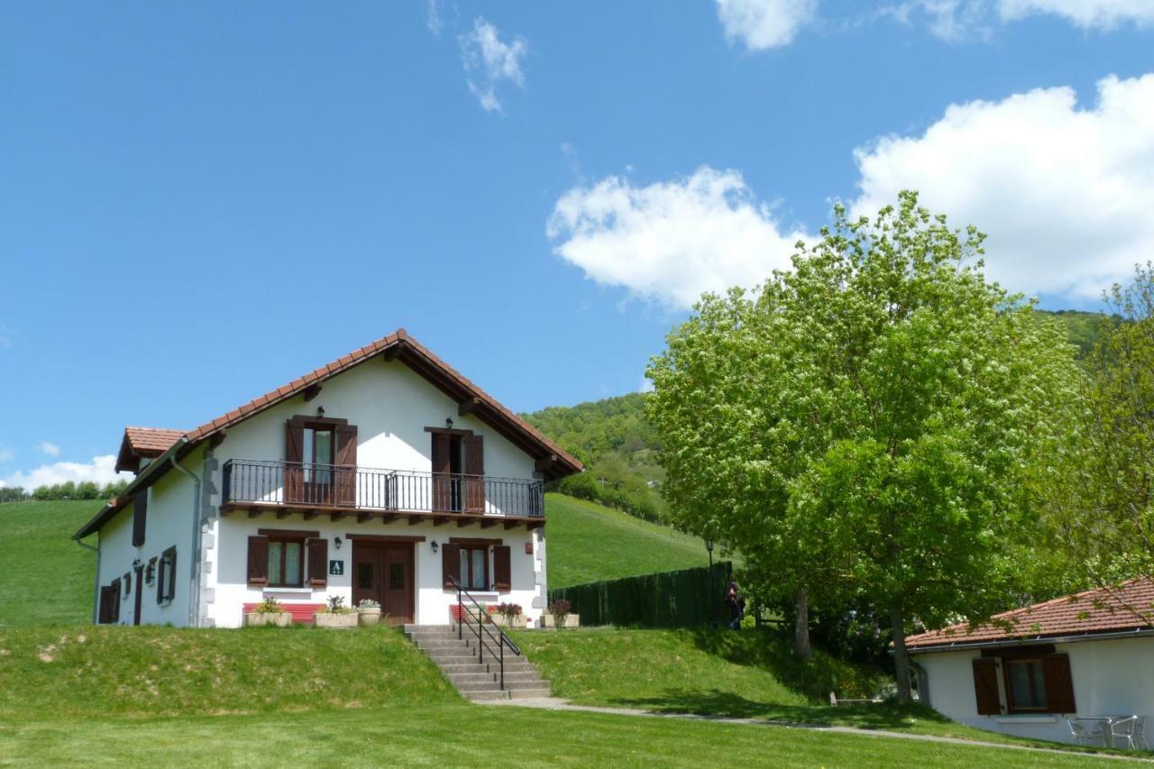 Hostal Mendilatz Orbaiceta Bagian luar foto